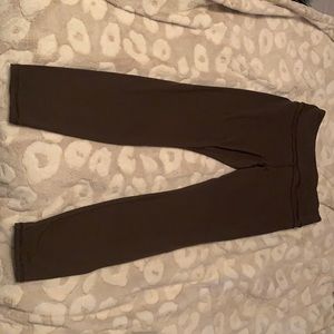 Forever 21 Olive Green Active Leggings. Size M.